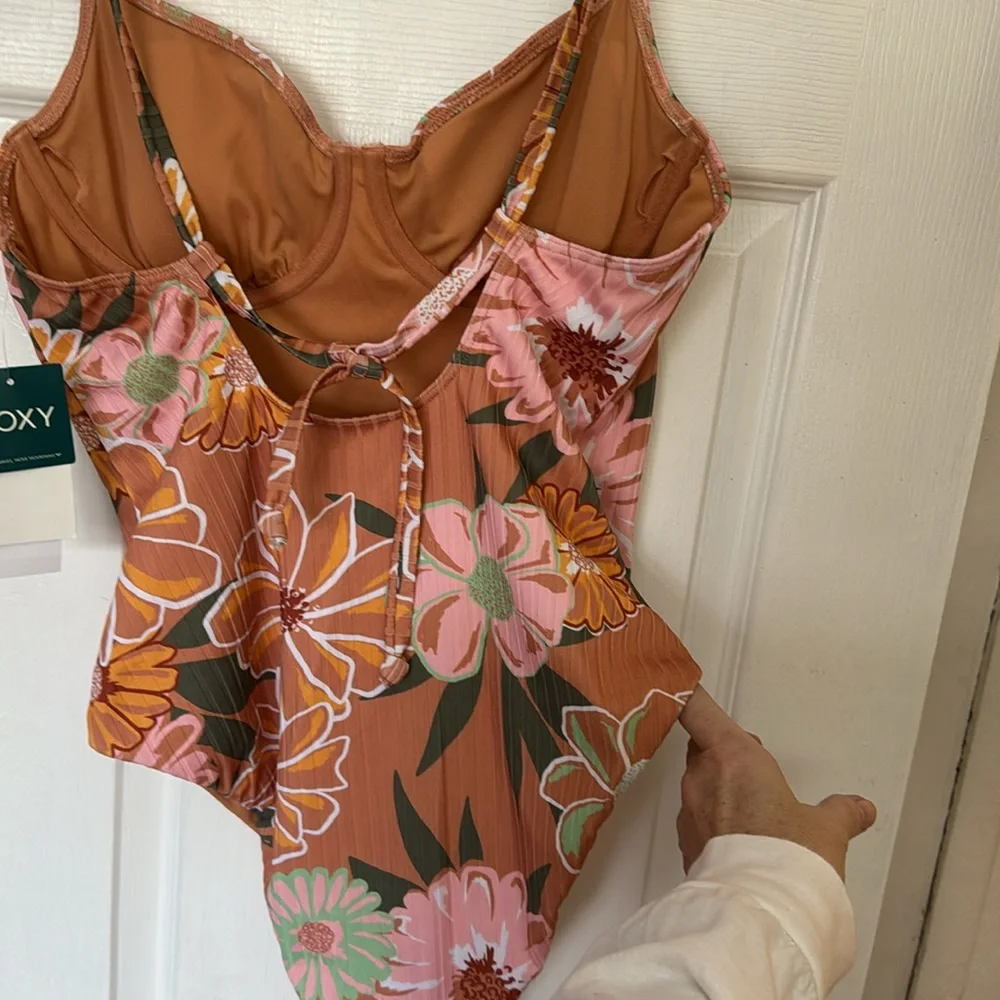 NWT ROXY one piece - Picture 2 of 4